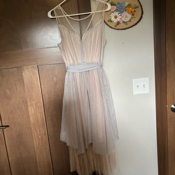 LC Lauren Conrad Runway Collection Layered Tulle Midi Dress Sparkly Size 10 - Picture 4 of 7
